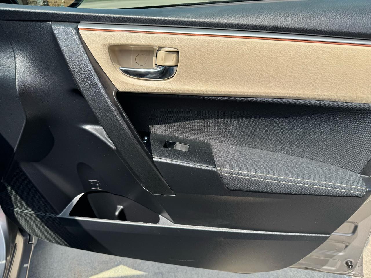Toyota Corolla  2015