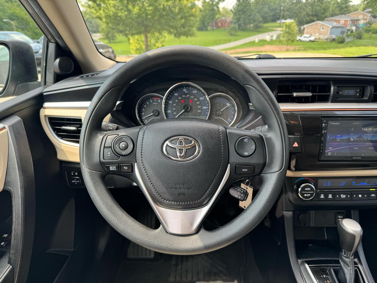 Toyota Corolla  2015