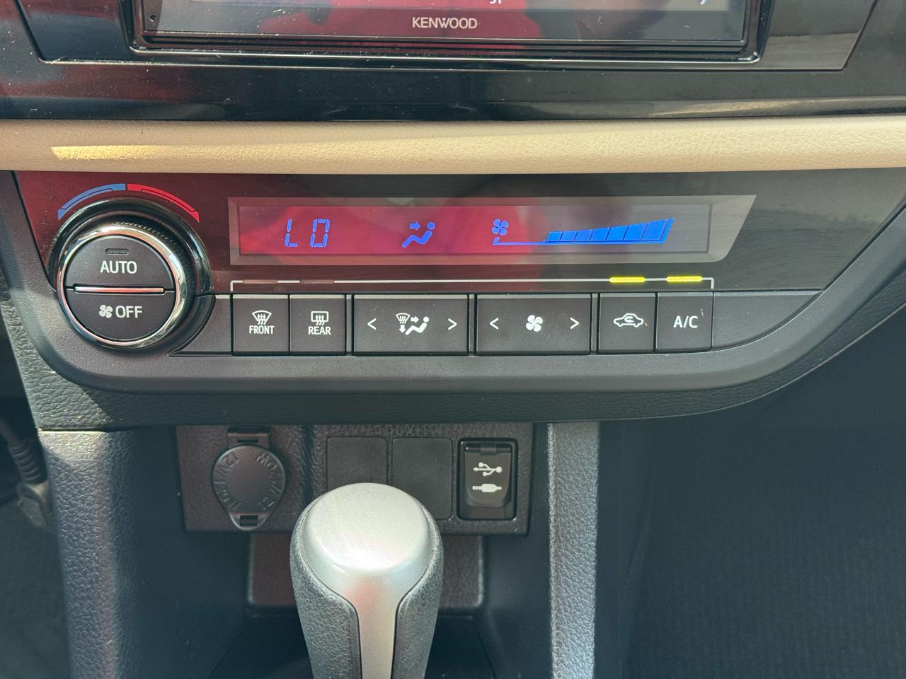 Toyota Corolla  2015