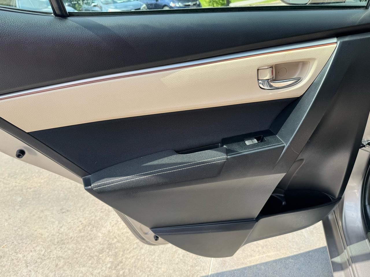 Toyota Corolla  2015