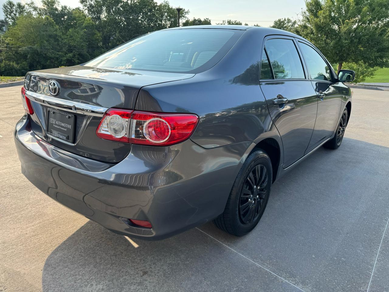 Toyota Corolla  2013