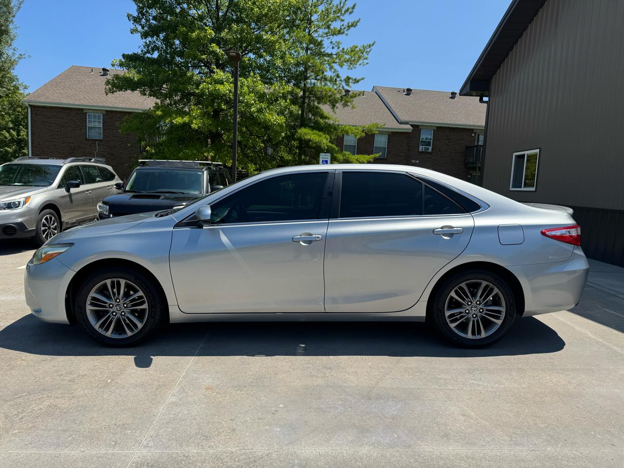 Toyota Camry  2016