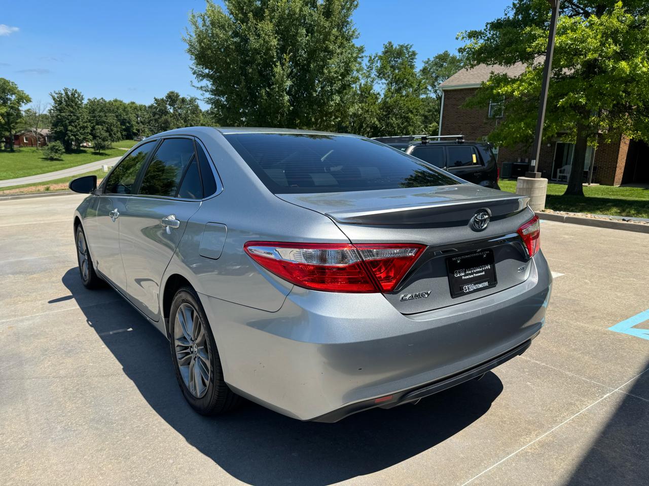 Toyota Camry  2016
