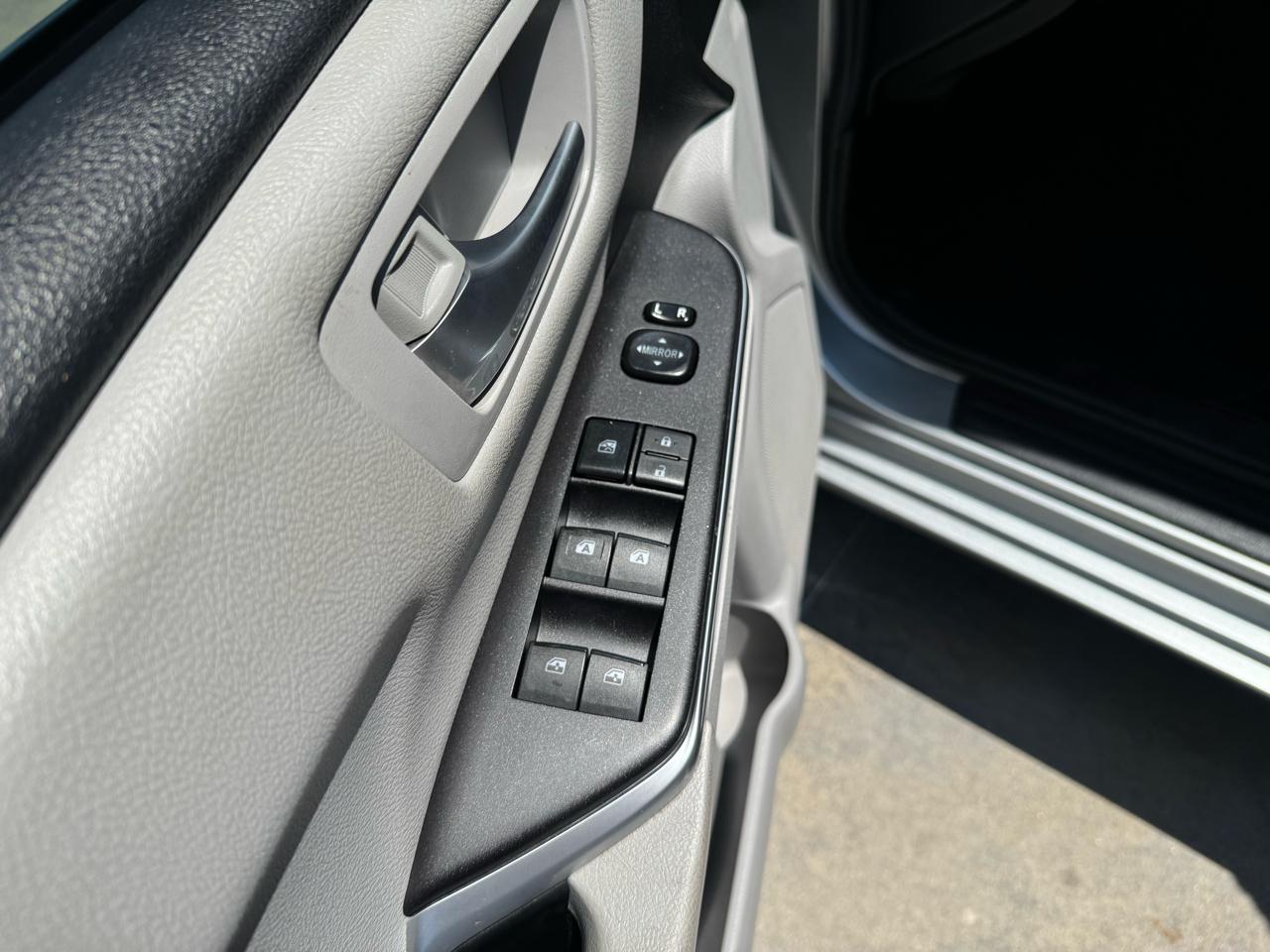Toyota Camry  2016