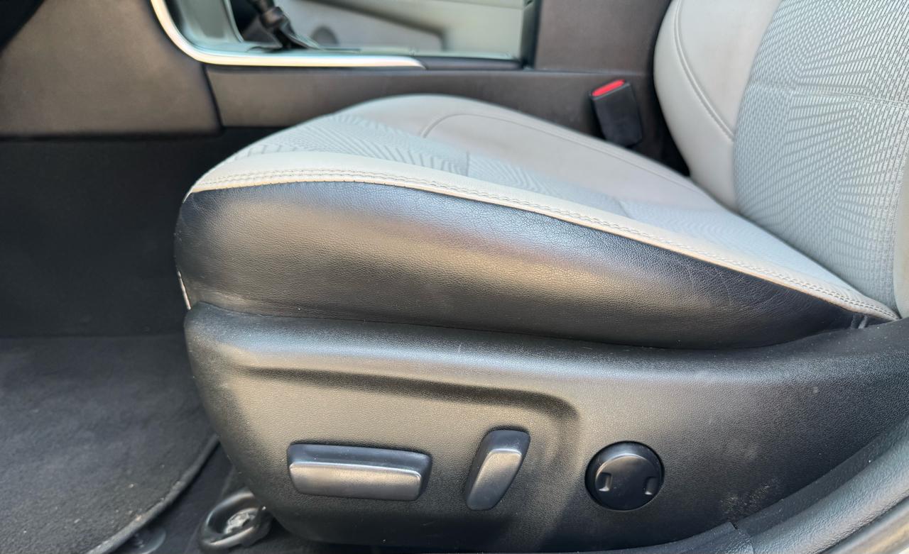 Toyota Camry  2016