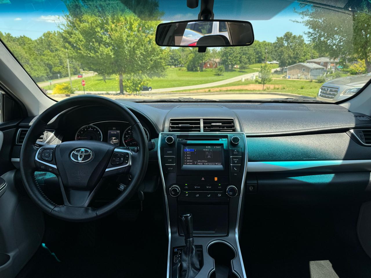 Toyota Camry  2016