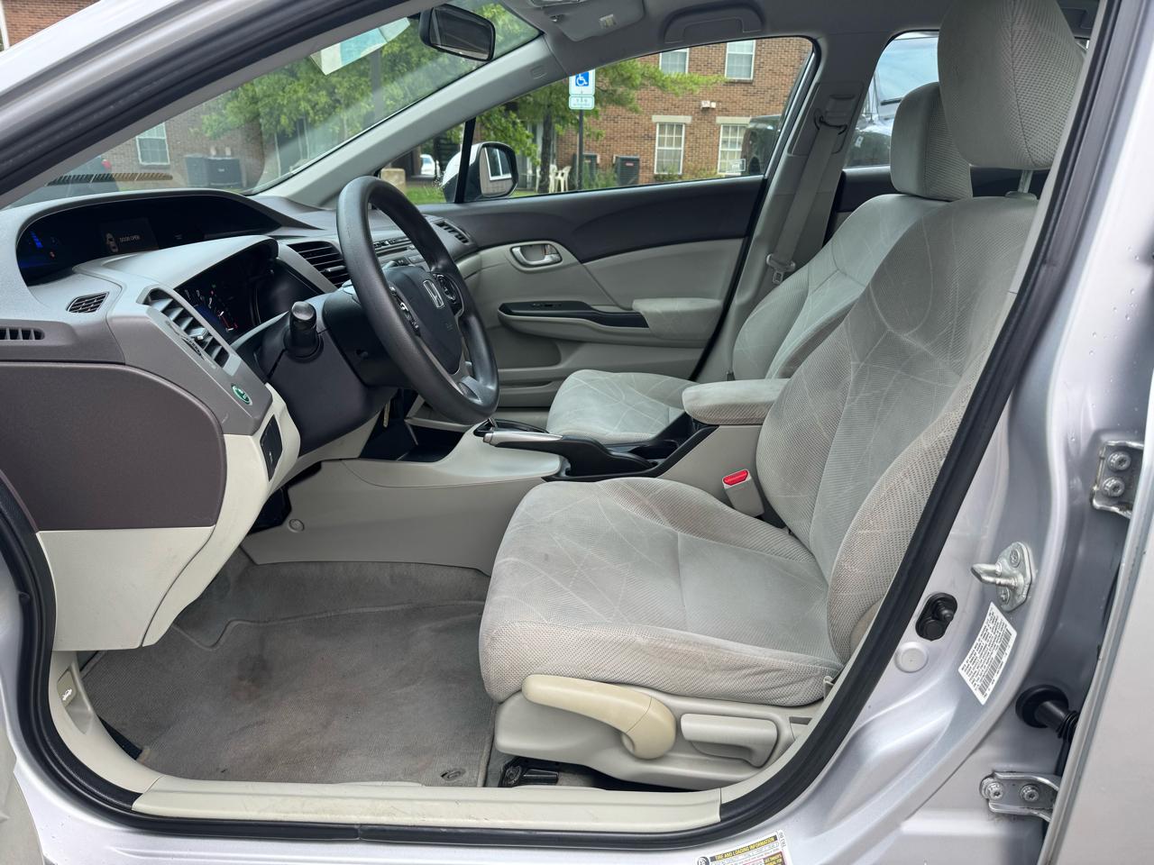Honda Civic Sdn 4dr Auto LX 2012