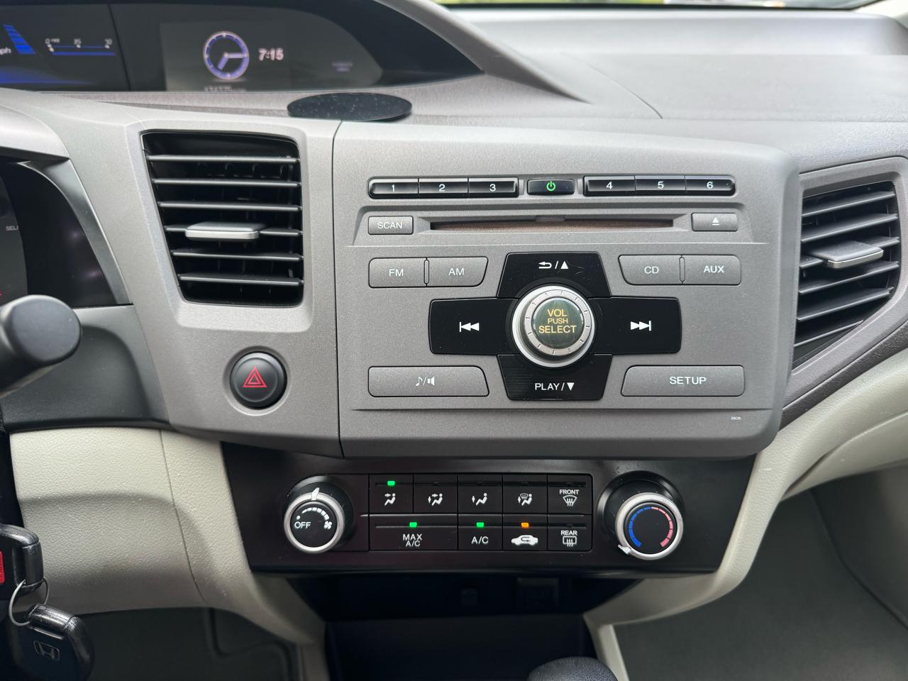 Honda Civic Sdn 4dr Auto LX 2012