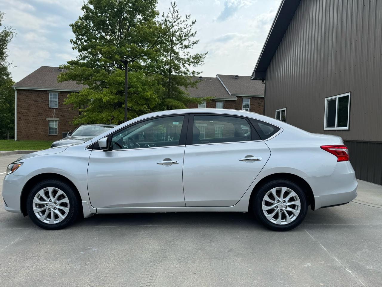 Nissan Sentra SV 4D Sedan 2019