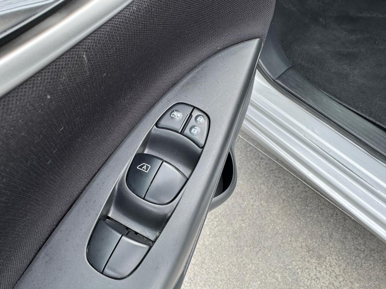 Nissan Sentra SV 4D Sedan 2019