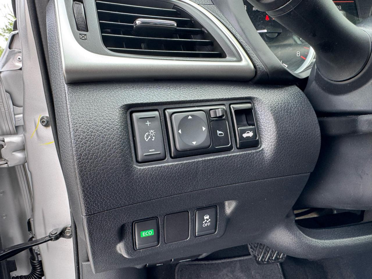 Nissan Sentra SV 4D Sedan 2019