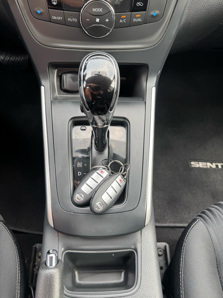 Nissan Sentra SV 4D Sedan 2019