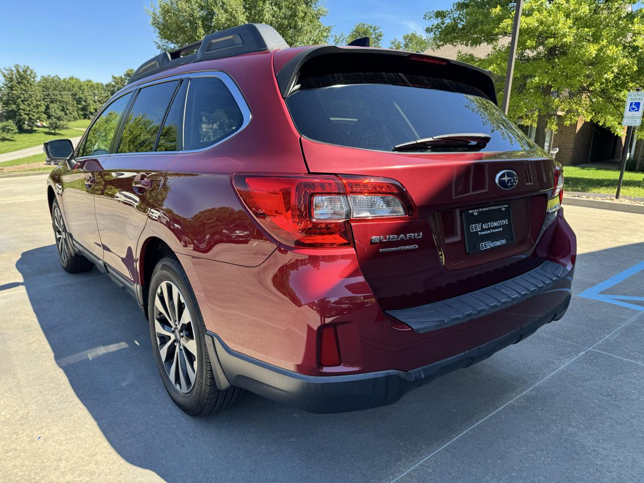 Subaru Outback 4dr Wgn 2.5i Limited 2016