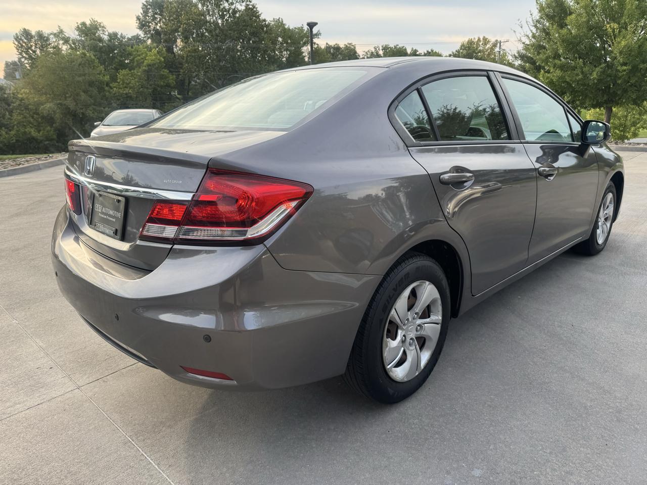 Honda Civic Sdn 4dr Auto LX 2013