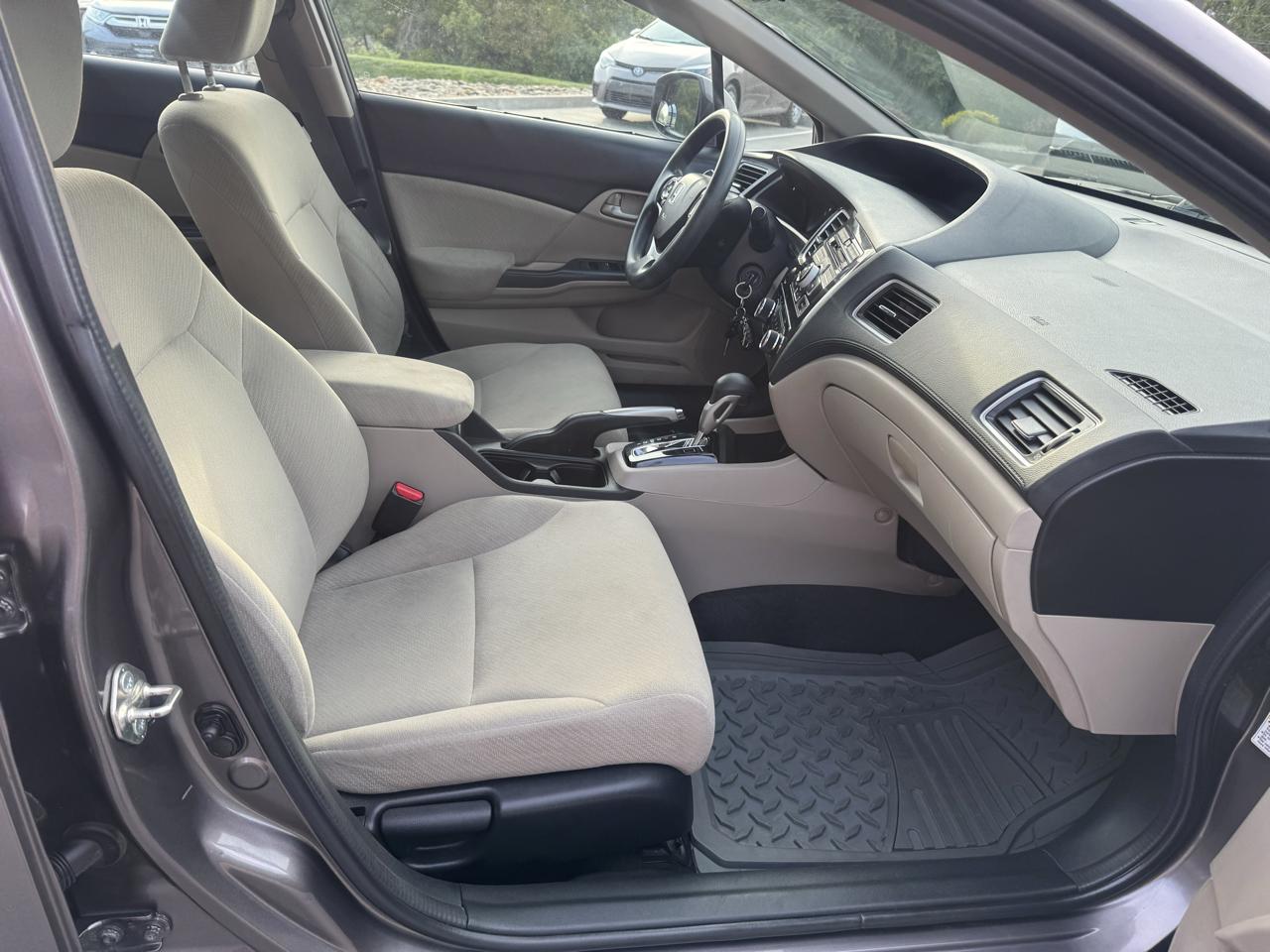 Honda Civic Sdn 4dr Auto LX 2013