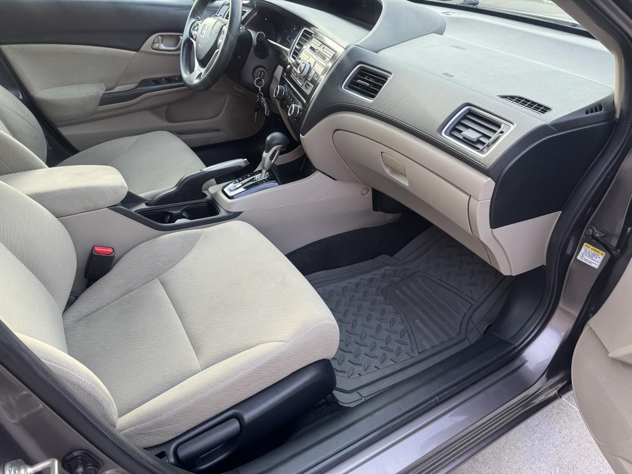 Honda Civic Sdn 4dr Auto LX 2013