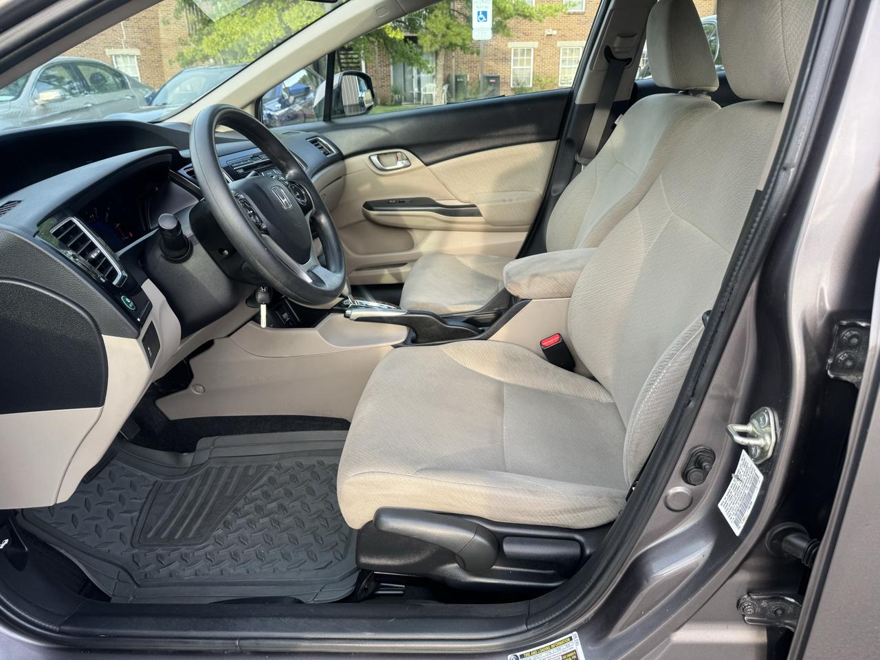 Honda Civic Sdn 4dr Auto LX 2013