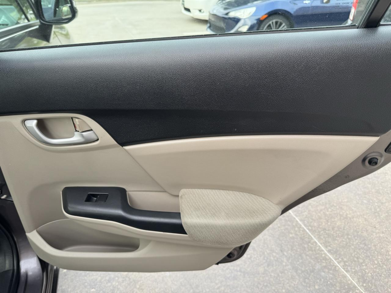 Honda Civic Sdn 4dr Auto LX 2013