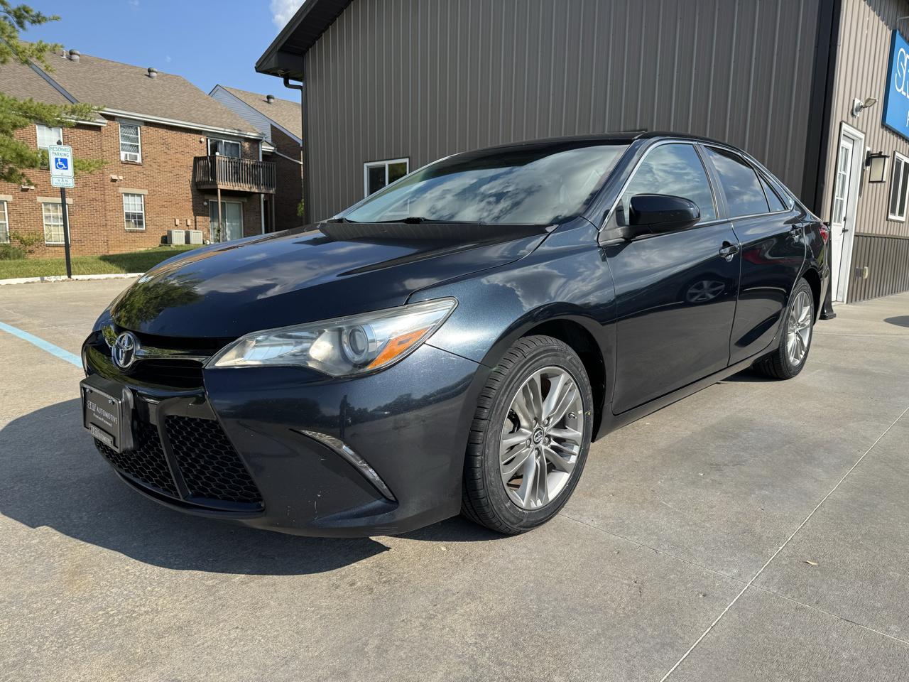 Toyota Camry 4dr Sdn I4 Auto XLE (Natl) 2015