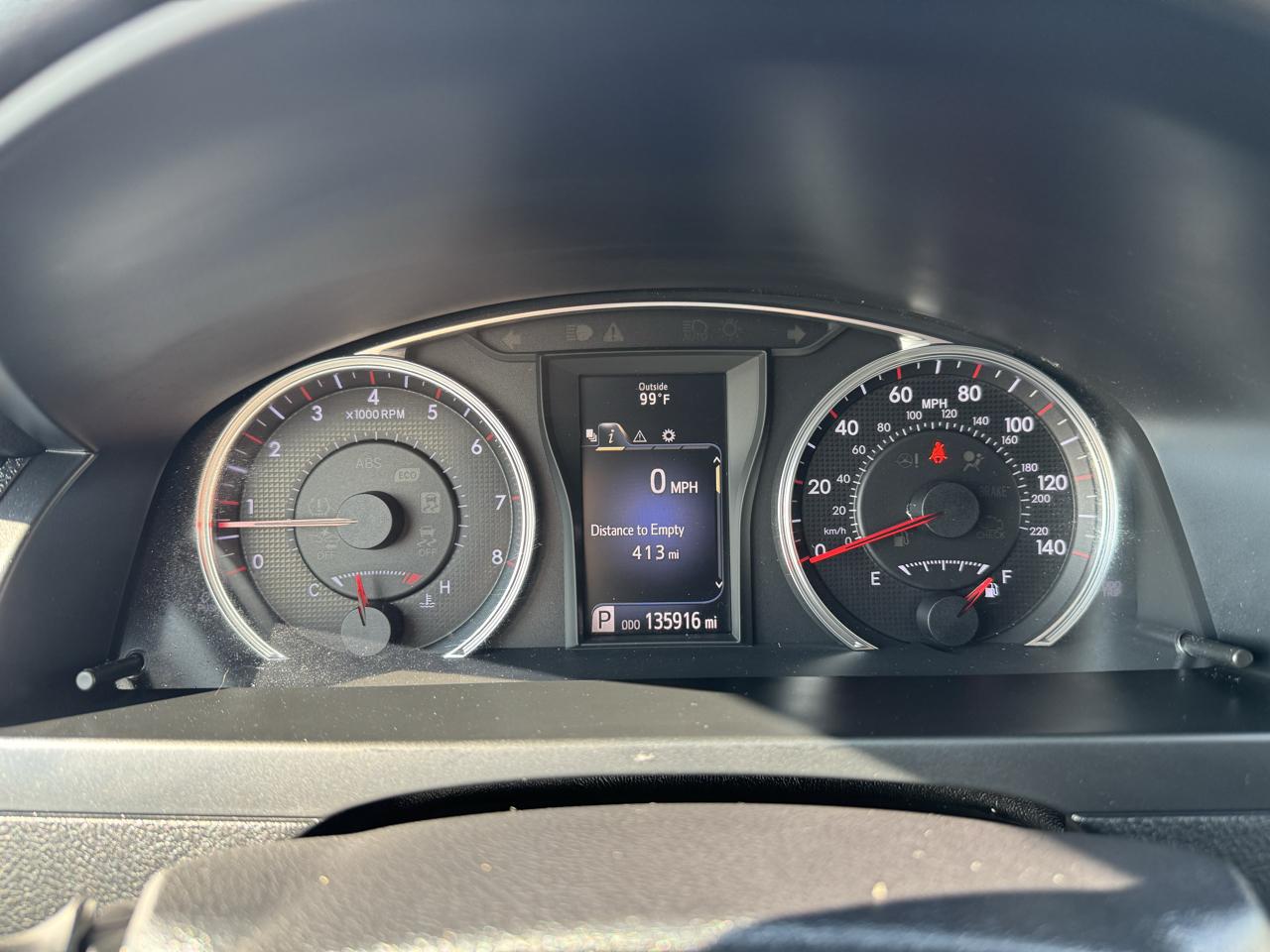 Toyota Camry 4dr Sdn I4 Auto XLE (Natl) 2015