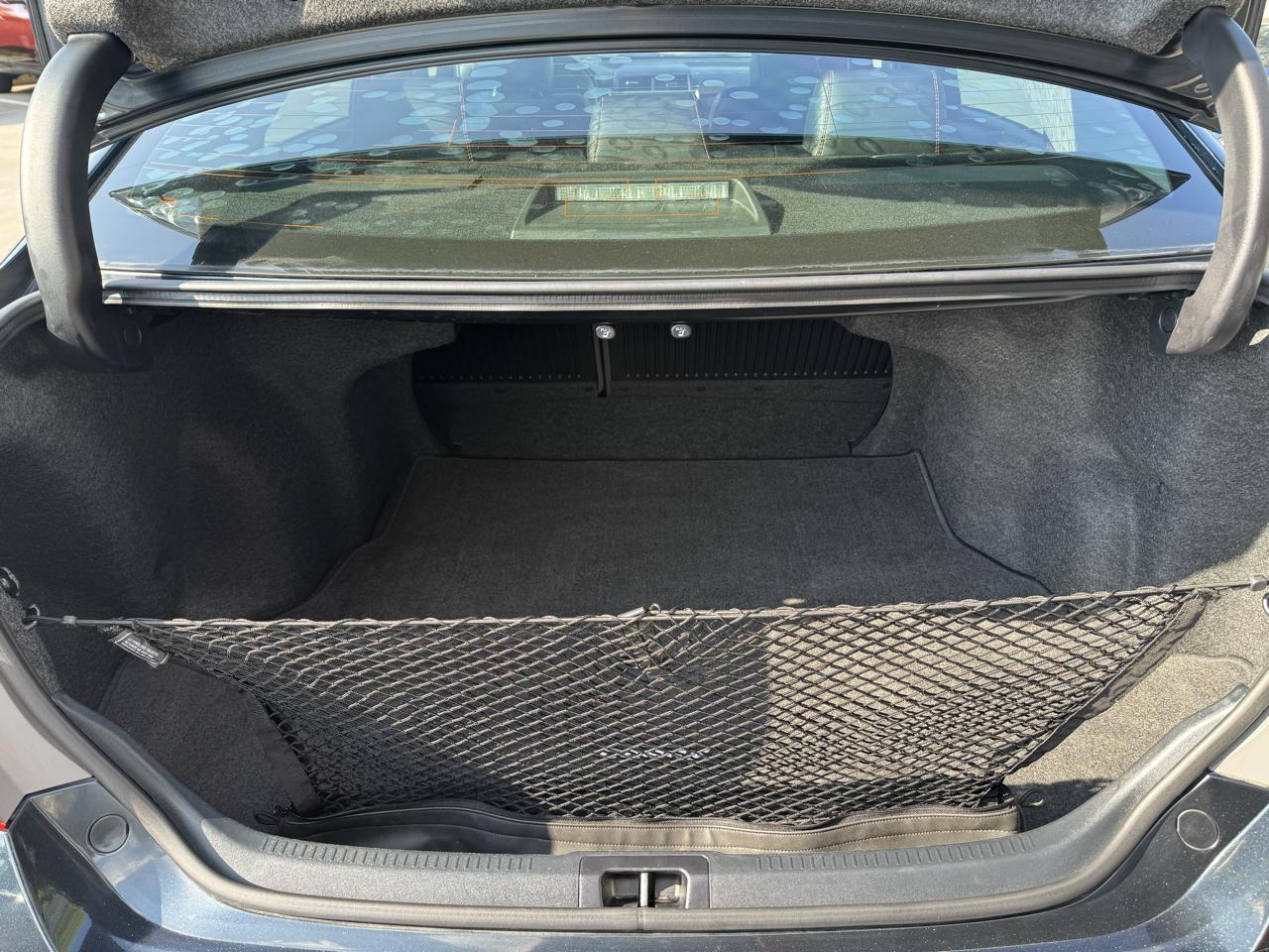 Toyota Camry 4dr Sdn I4 Auto XLE (Natl) 2015