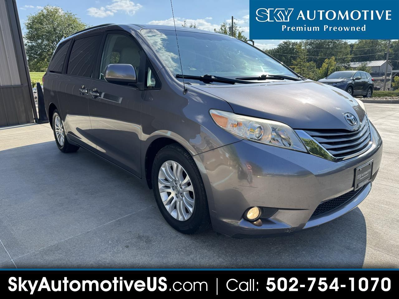 2014 Toyota Sienna 5dr 8-Pass Van V6 XLE FWD (Natl)
