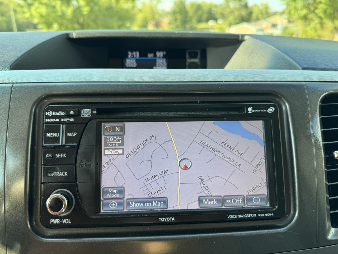 Toyota Sienna 5dr 8-Pass Van V6 XLE FWD (Natl) 2014