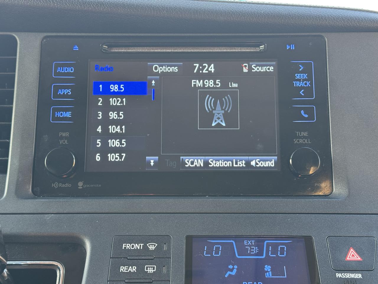 Toyota Sienna  2015