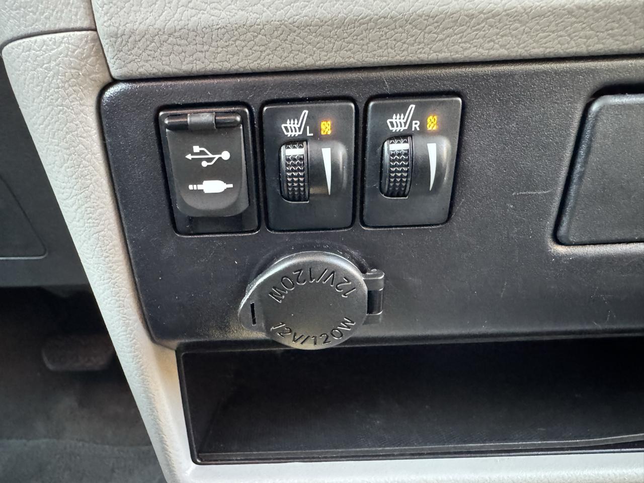 Toyota Sienna  2015
