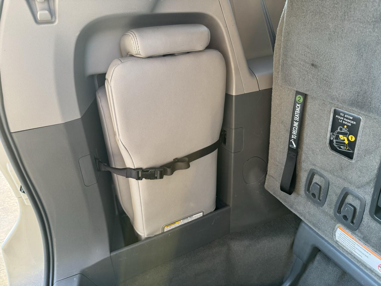 Toyota Sienna  2015