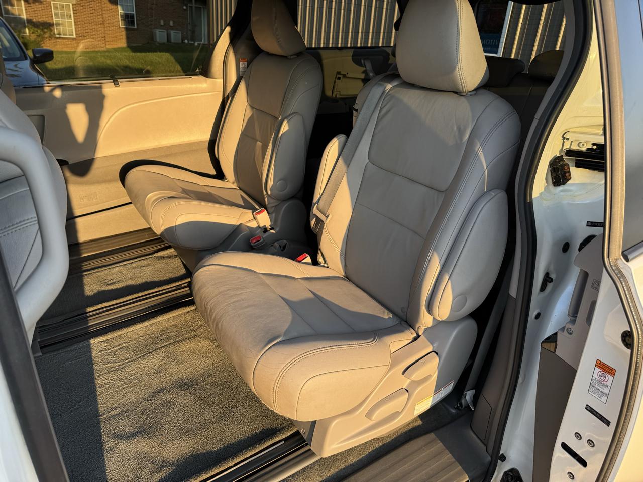 Toyota Sienna  2015