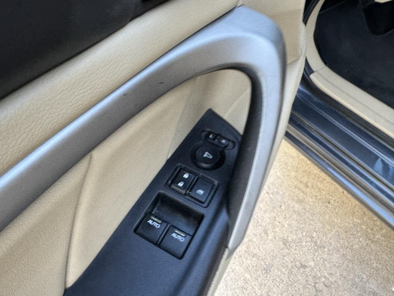 Honda Accord Cpe 2dr I4 Auto EX-L 2012