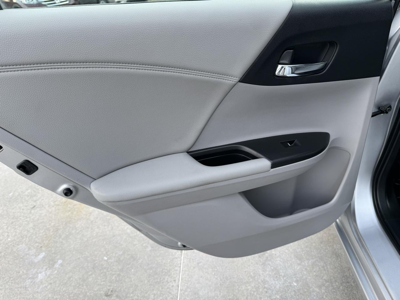 Honda Accord Sdn  2013