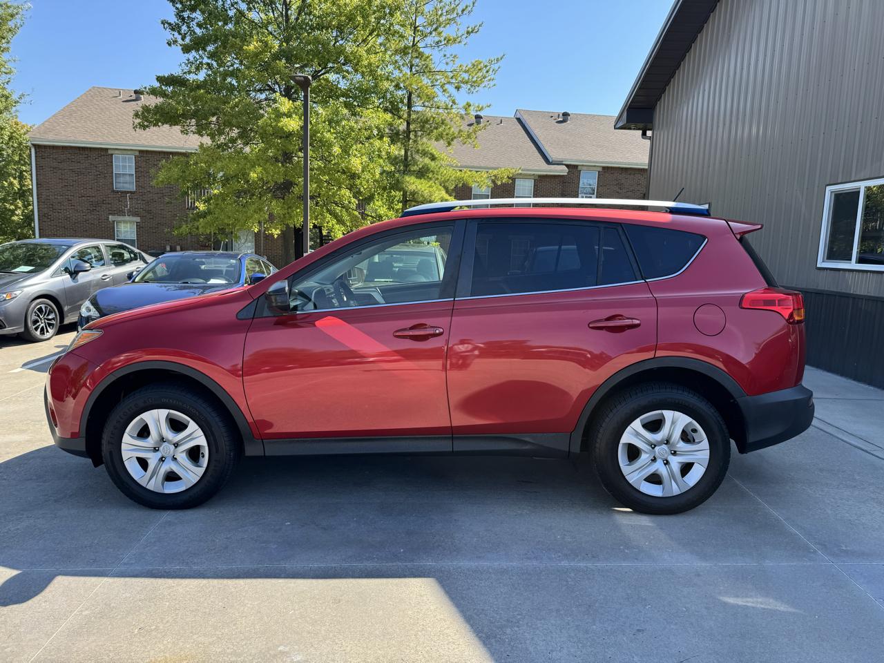 Toyota RAV4 FWD 4dr LE (Natl) 2014