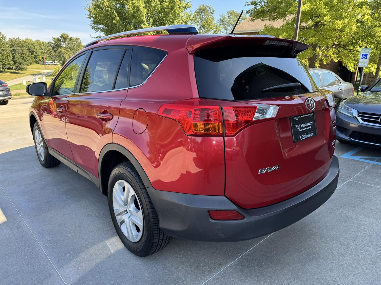 Toyota RAV4 FWD 4dr LE (Natl) 2014