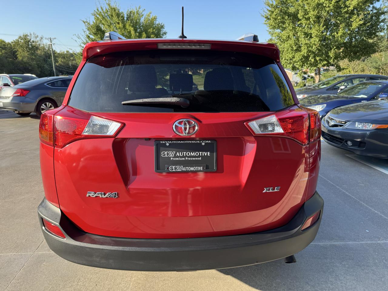 Toyota RAV4 FWD 4dr XLE (Natl) 2015