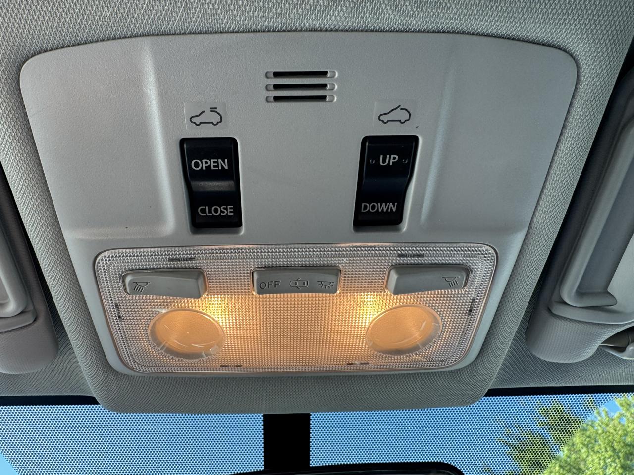 Toyota RAV4 FWD 4dr XLE (Natl) 2015