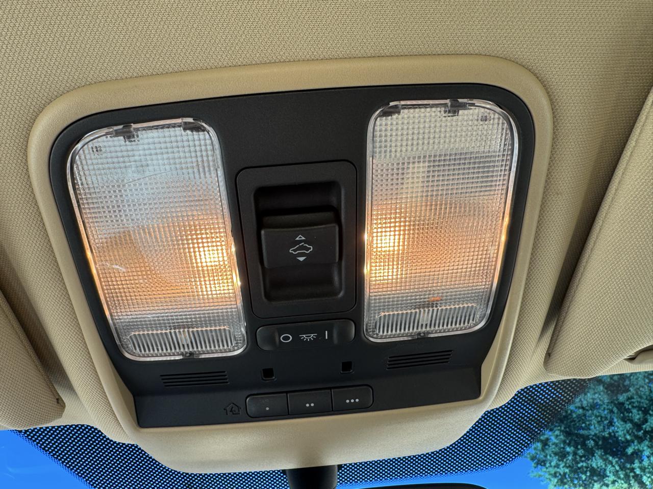 Acura TL 4dr Sdn AT Navigation System 2006