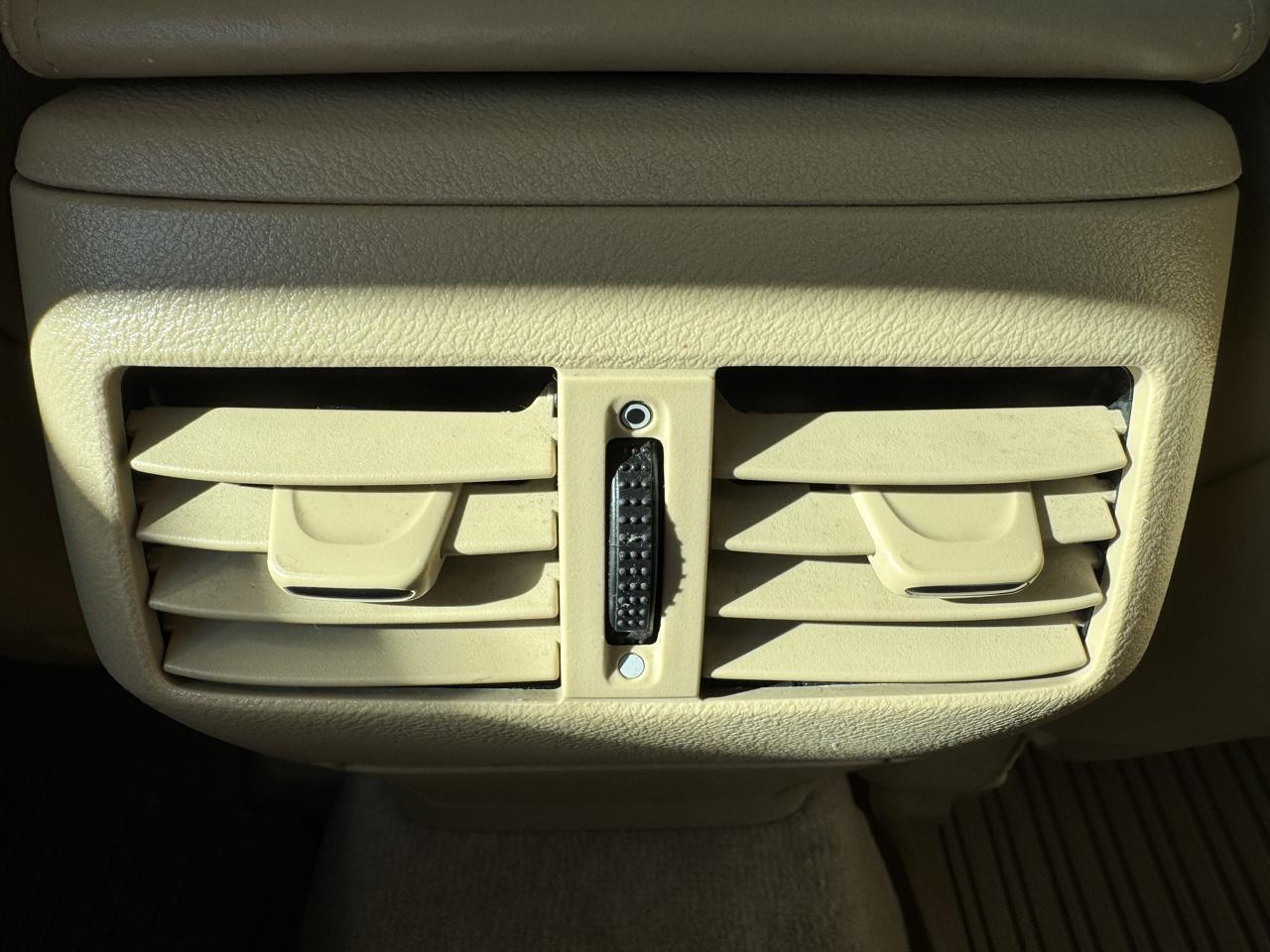 Acura TL 4dr Sdn AT Navigation System 2006