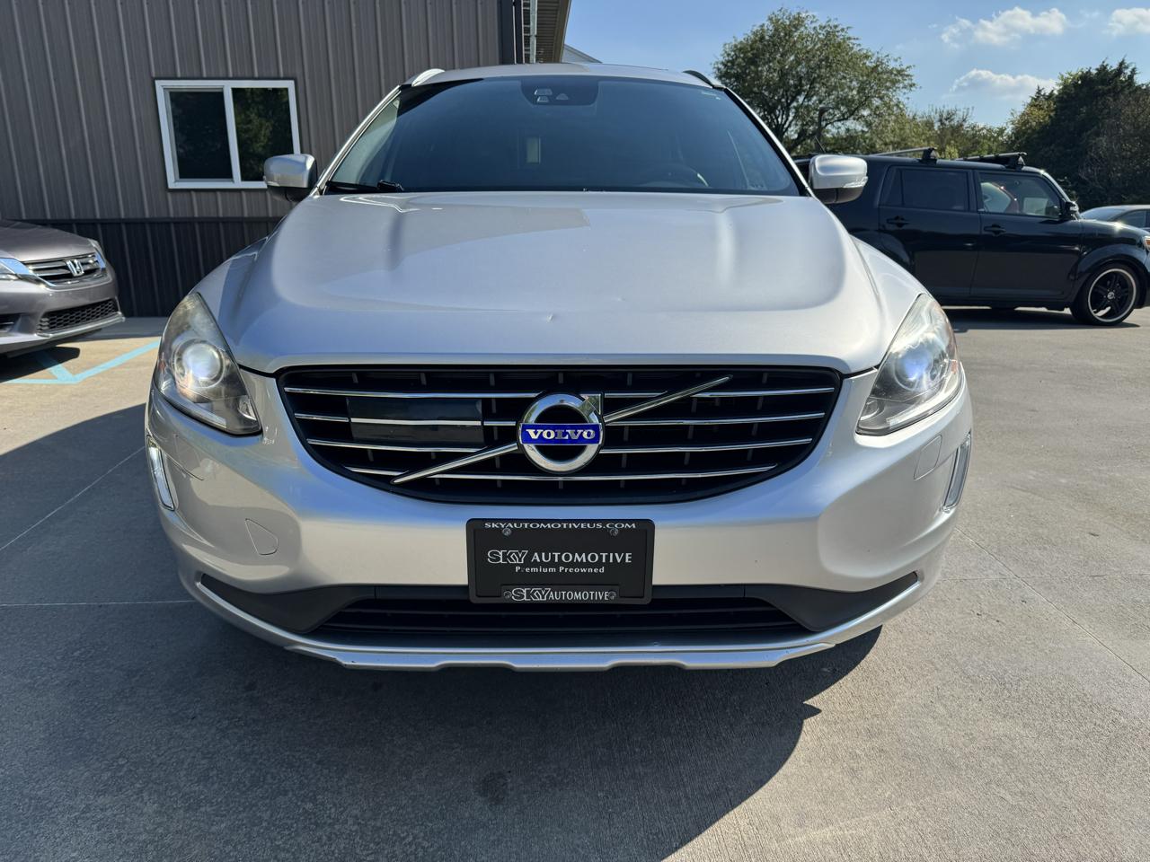 Volvo XC60 2015.5 AWD 4dr T6 Platinum 2015