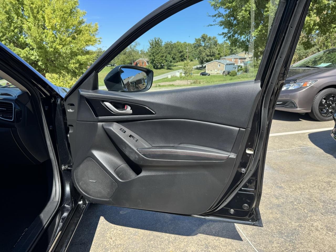 Mazda MAZDA3 4dr Sdn Auto i Grand Touring 2015