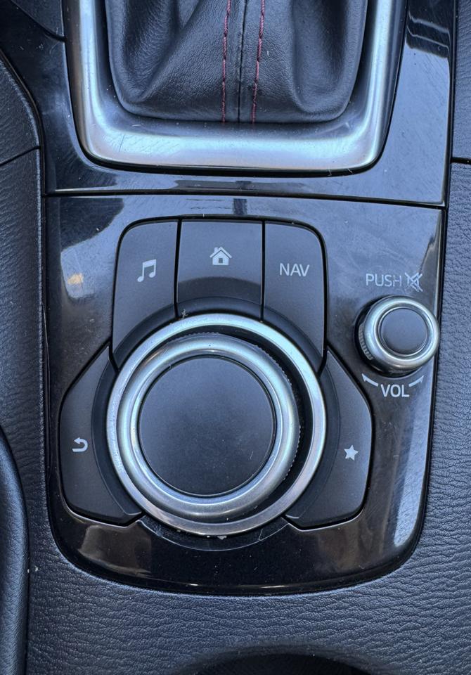 Mazda MAZDA3 4dr Sdn Auto i Grand Touring 2015