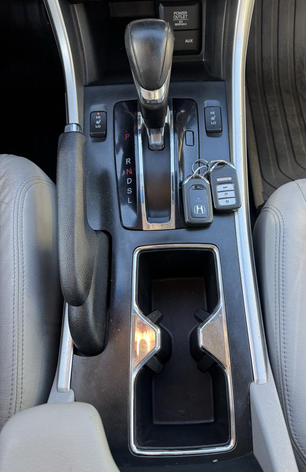 Honda Accord Sdn  2013