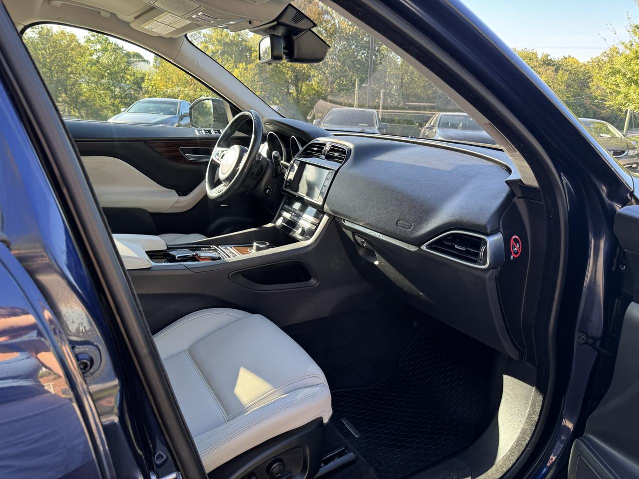 Jaguar F-Pace 25t Prestige AWD 2018