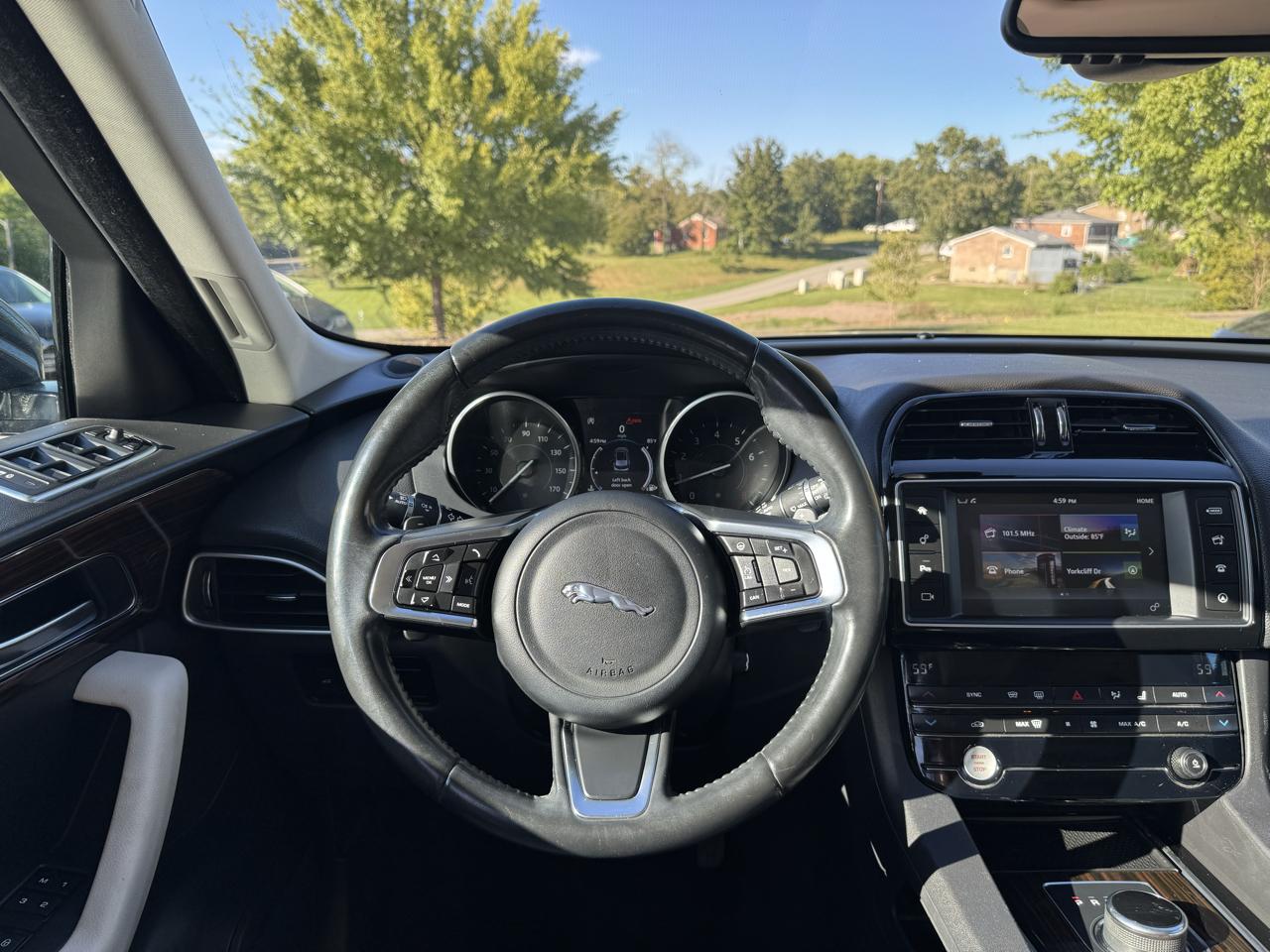 Jaguar F-Pace 25t Prestige AWD 2018