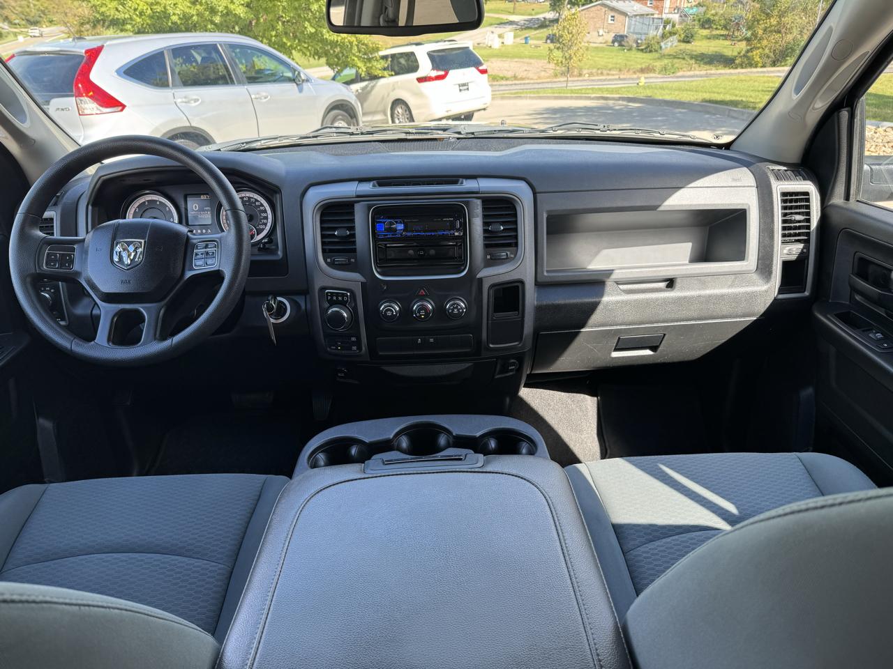 RAM 1500 Tradesman 4x4 Crew Cab 5'7" Box 2018