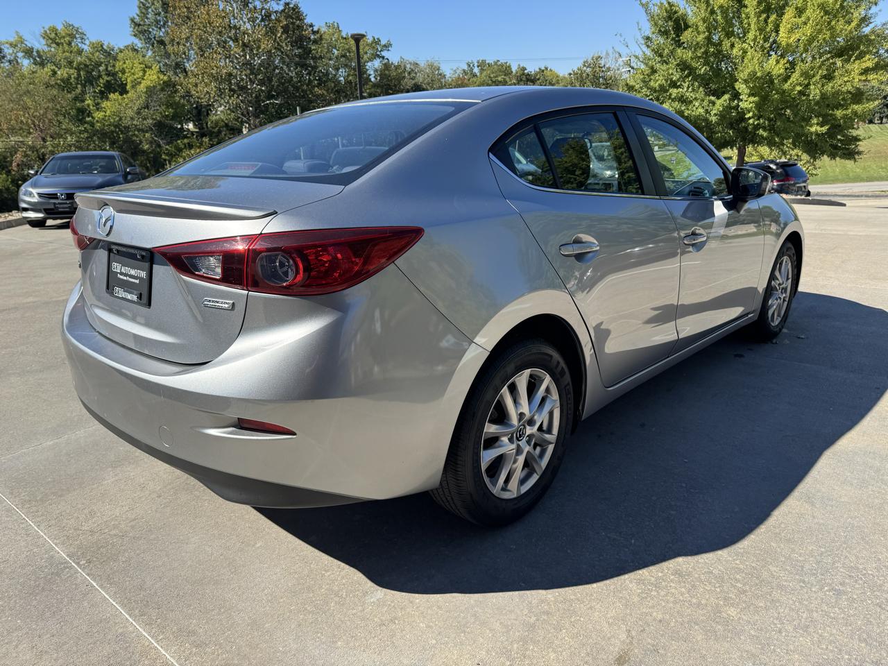 Mazda MAZDA3 4dr Sdn Auto i Touring 2014