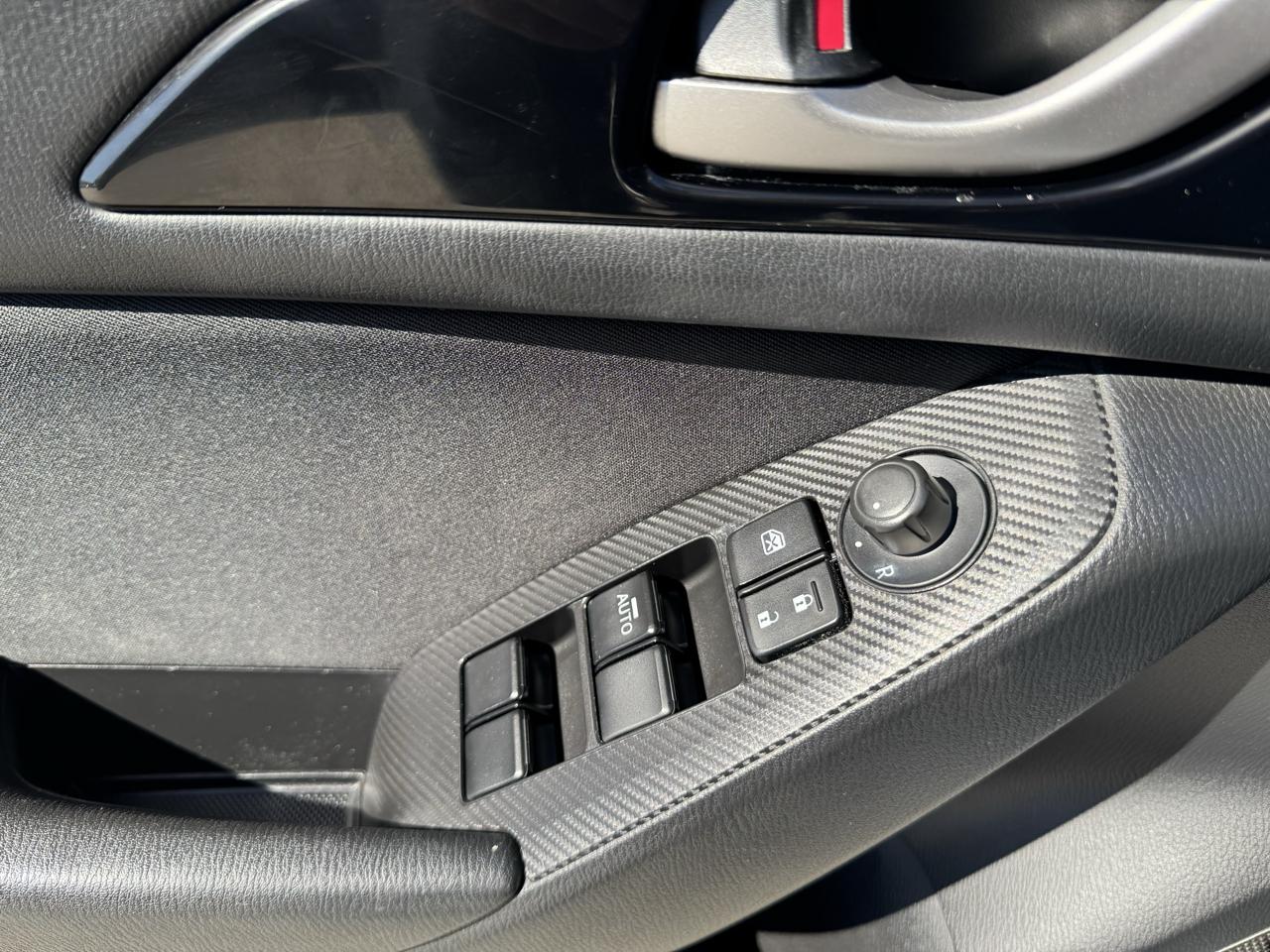 Mazda MAZDA3 4dr Sdn Auto i Touring 2014