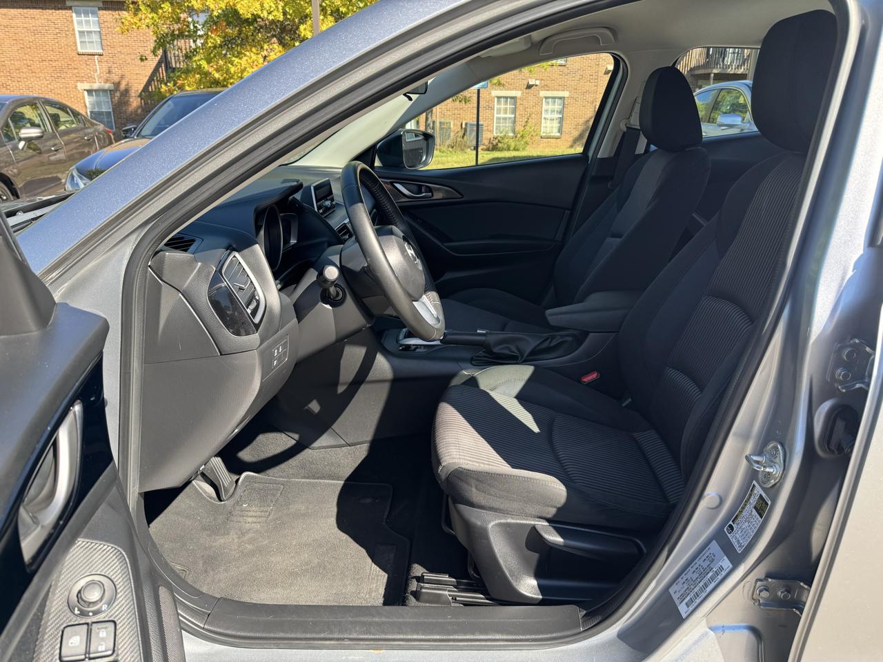 Mazda MAZDA3 4dr Sdn Auto i Touring 2014