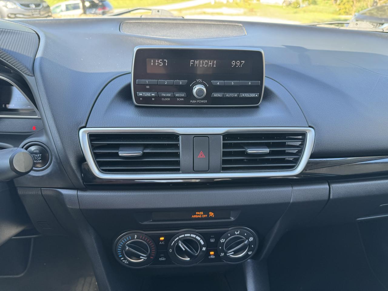 Mazda MAZDA3 4dr Sdn Auto i Touring 2014